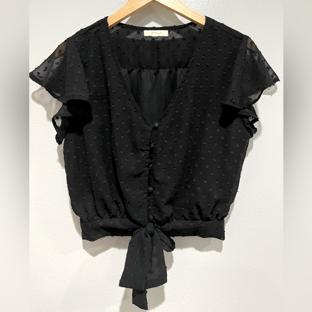 Cropped short sleeve blouse